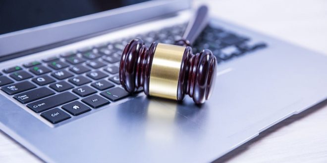 leilão online de roupas e tenis