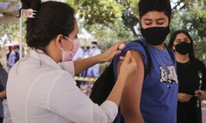SP vai continuar vacinando de adolescentes de 12 a 17 anos contra a Covid-19