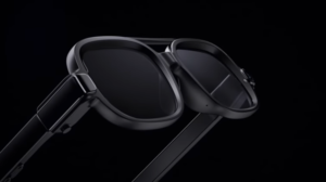 Xiaomi apresenta óculos inteligentes com câmeras e telas microLED