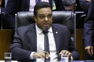 Deputado é condenado apagar R$ 50 mil de indenização após ofender Ministro