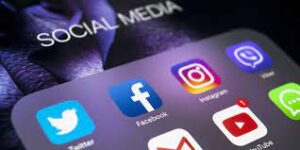 Medida Provisória que remove conteúdos de redes sociais é suspensa