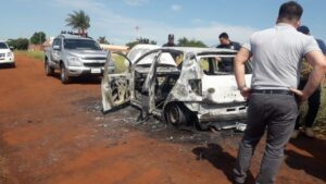 carro incendiado pegando fogo morte vitima crime fronteira ponta pora ms