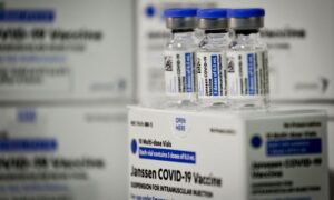 janssen covid-19 imunizacao imunizante dose vacina
