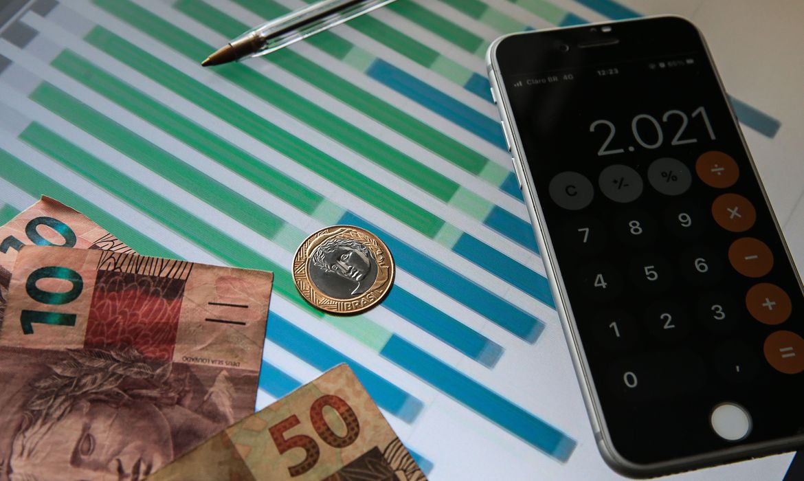 BC informa que brasileiros têm R$ 9,13 bilhões em valores para receber