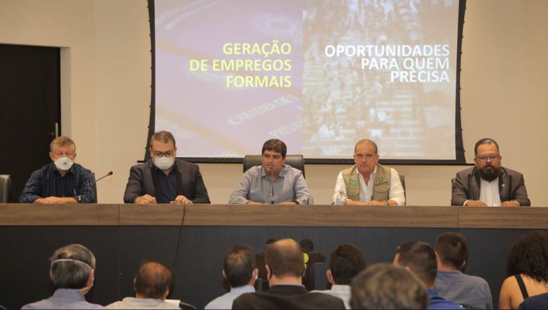 Ministro apresenta o programa na Assomasul para prefeitos (Foto: Edson Ribeiro)