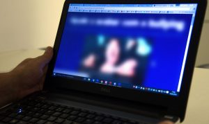 fake news computador internet redes sociais video midias compartilhamento viral eleicoes 2022