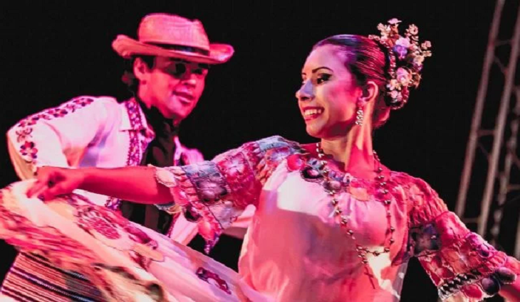 Fotos: Cia Brasileira de Danças Clássicas - Karina Fojo