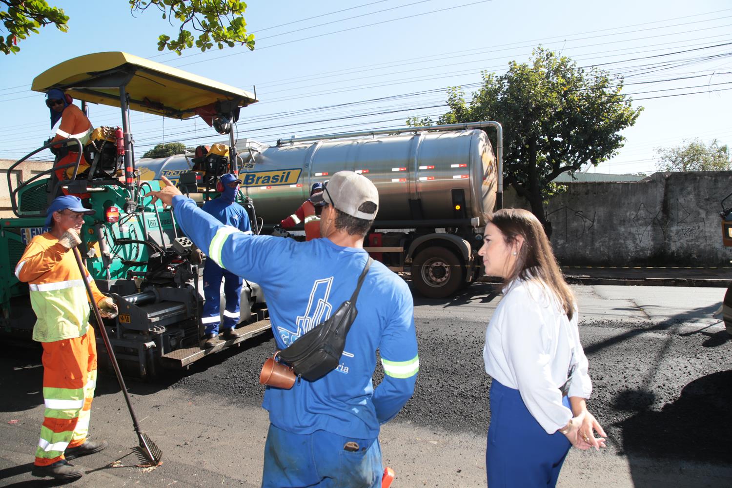 Adriane Lopes vistoria obras - Foto: Denilson Secreta