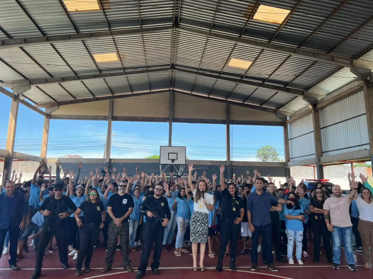 Palestra em escola - Foto: Adepol