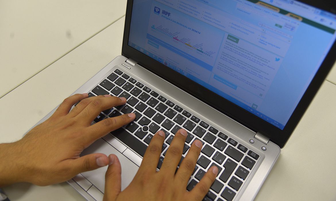 Em 15 anos, programa federal instalou 145 laboratórios e doou 1.399 computadores em MS