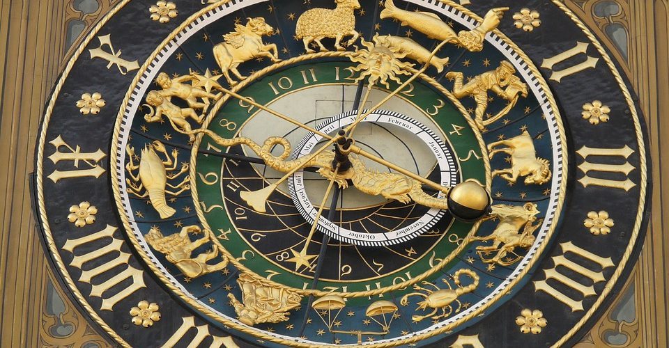 astronomical-clock-5706_960_720-pqlf84wr9pkivxs91g073r83qnykupdc05xpm3j9u0-pqqnqyxhds8fdfj2p39sd4eku4iq3gmp3vgh5wmnbc
