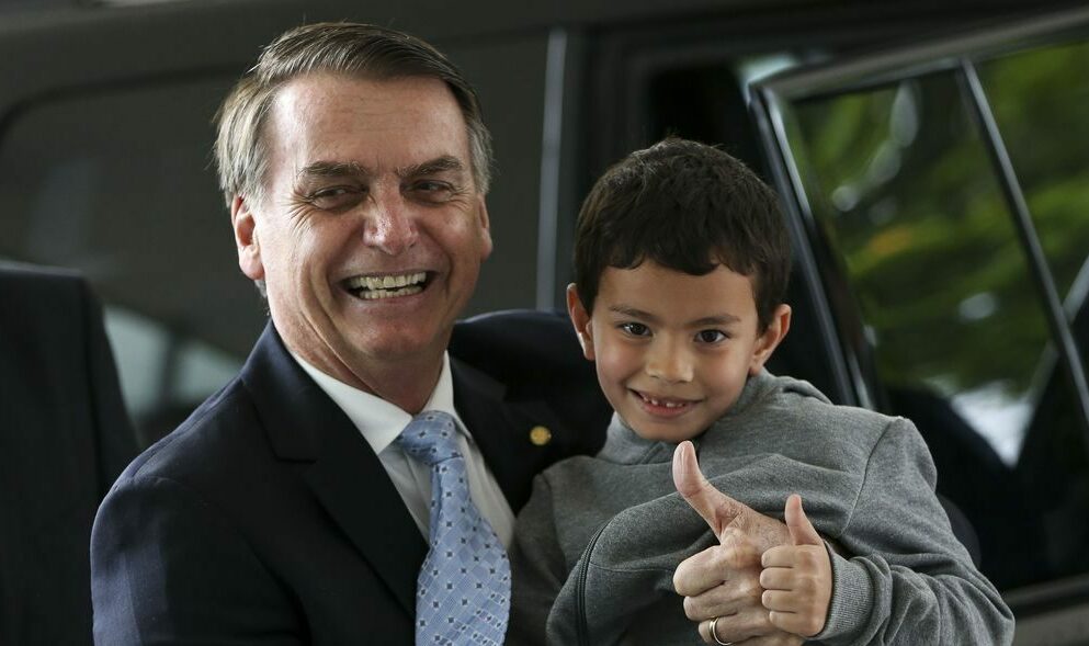 Bolsonaro comemora 4,7 milhões novos postos de trabalho pós-pandemia