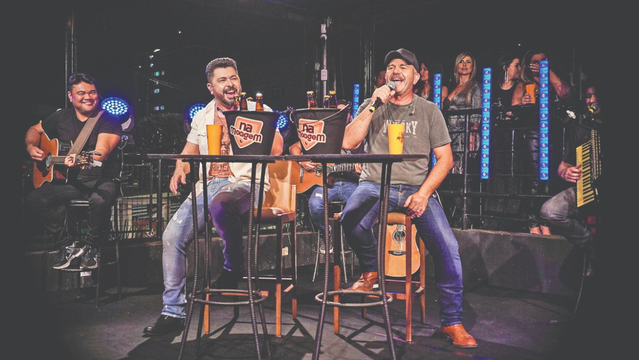 Victor Gregório e Marco Aurélio dupla sertaneja álbum 99% autoral