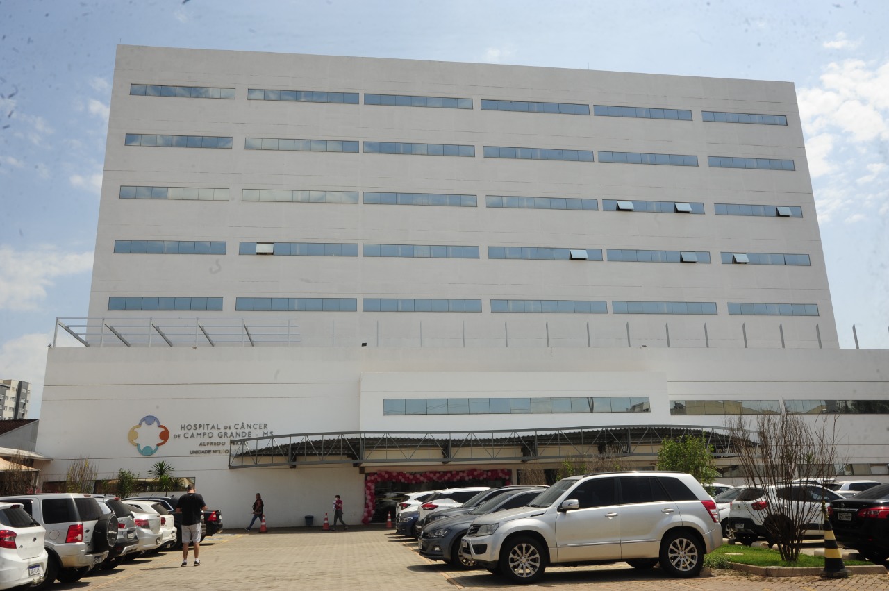 Alfredo Abrão hospital do câncer outubro rosa