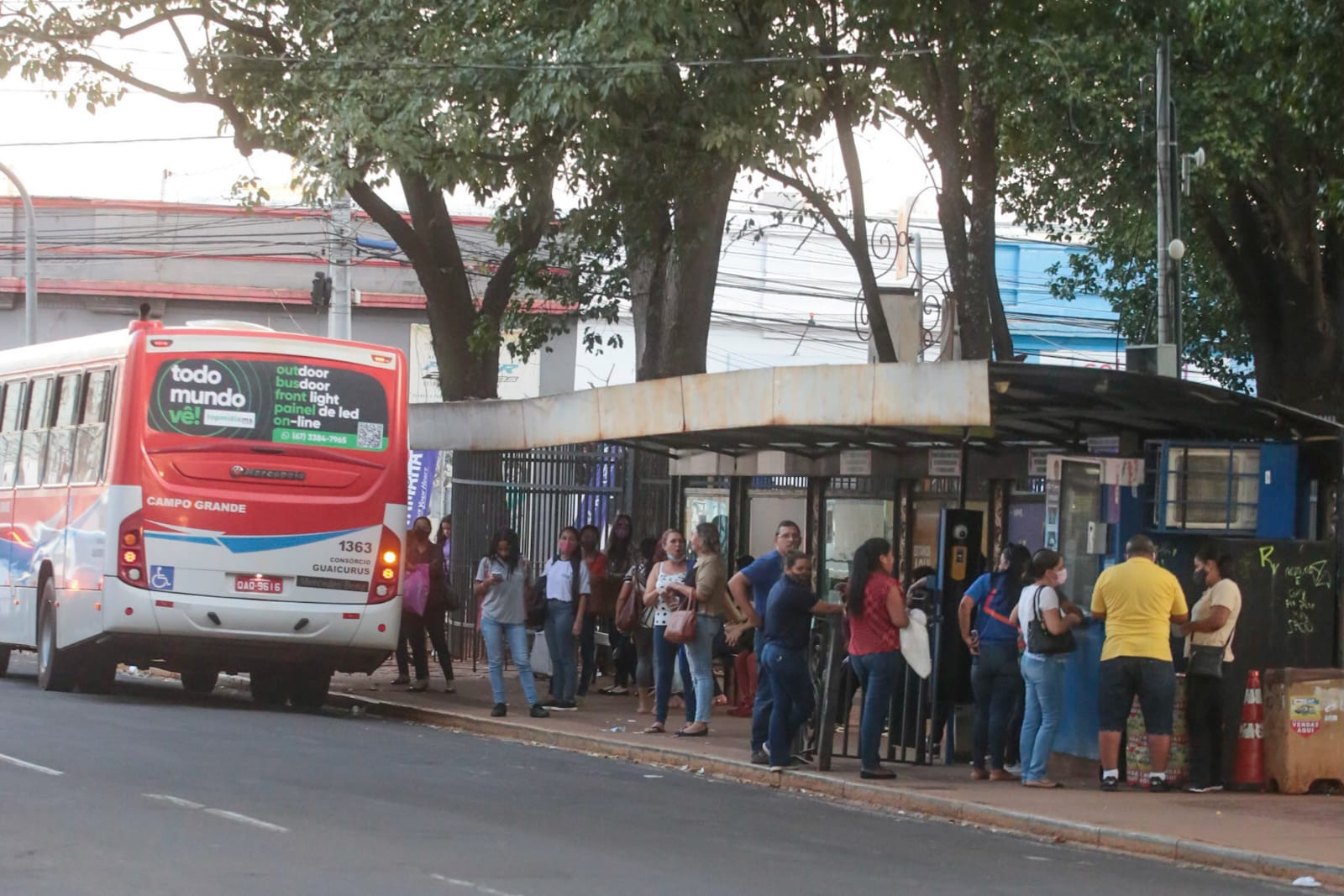 Ponto de transbordo na rua  de 13 de Maio, no centro.
Foto: Marcos Maluf