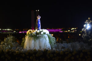 Arquidiocese de Brasília realiza procissão durante Festa da Padroeira - Nossa Senhora Aparecida, na Esplanada dos Ministérios NOSSA SENHOR APARECIDA