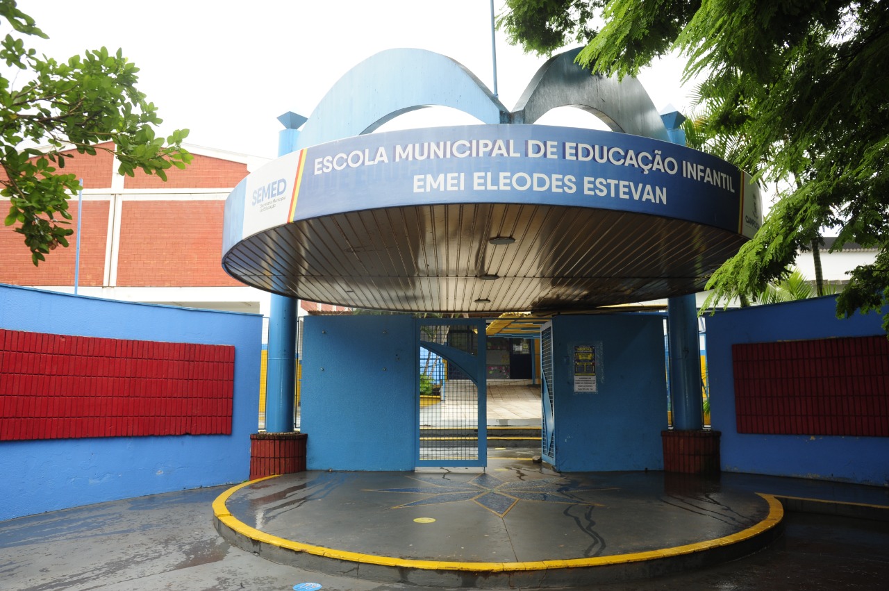 emei_escola