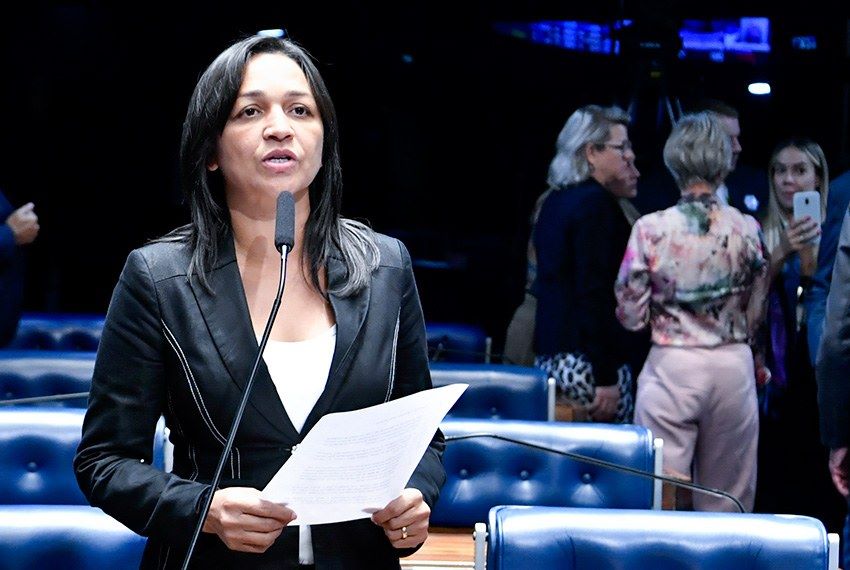Líder da bancada  feminina, Eliziane  apresentou requerimento  com 15 propostas a  serem votadas. Foto: Waldemir Barreto/Agência Senado  Fonte: Agência Senado