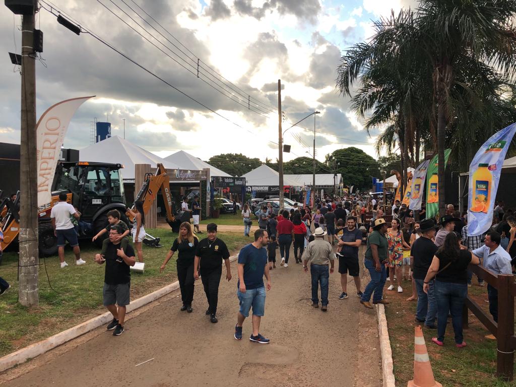 Após 3 anos
sem shows,
feira tem
retomada./Foto: Henrique Theotônio