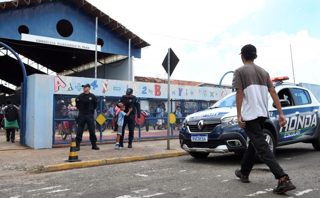 monitoramento escolar