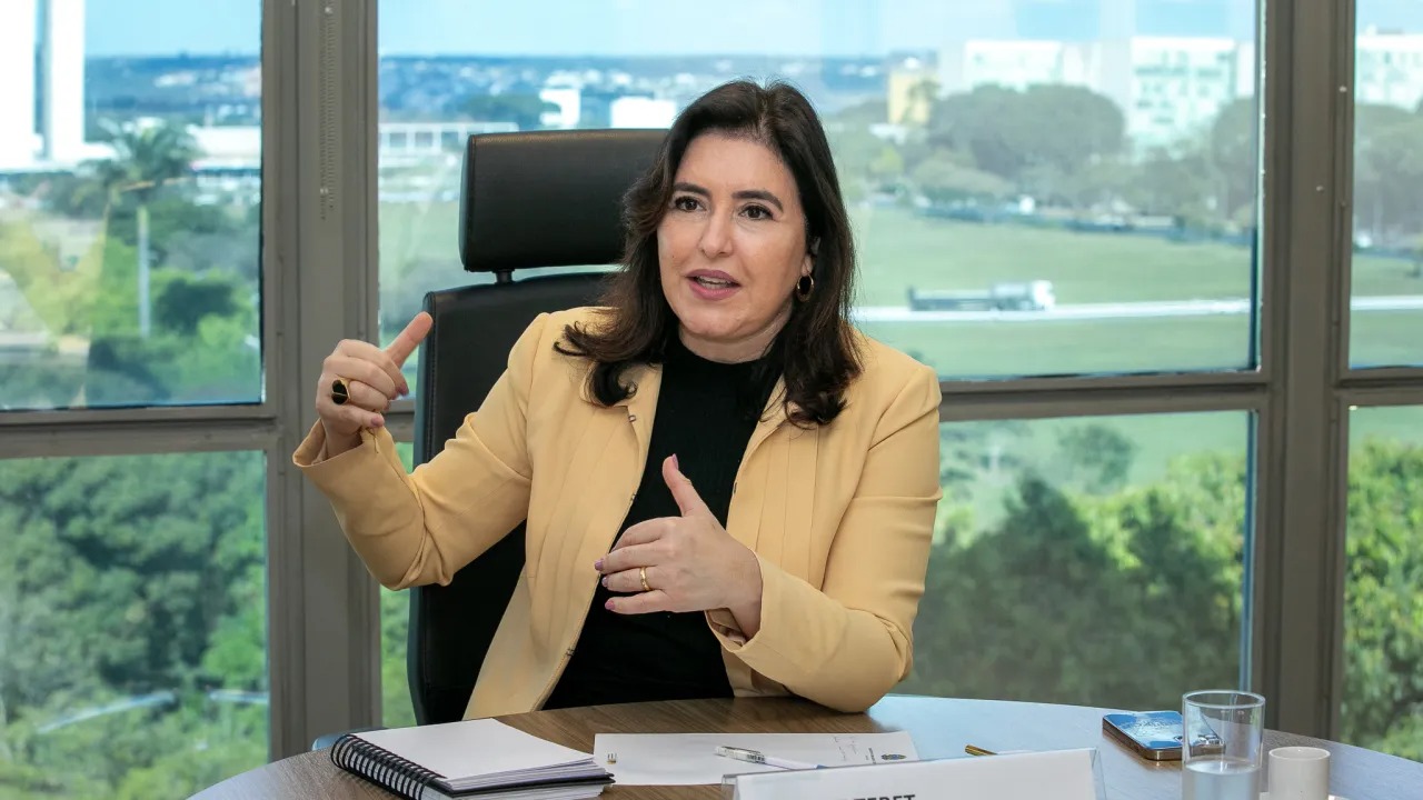 Foto: Ministra Simone Tebet disse que vai conversar com o novo presidente do IBGE/Ministra Simone
Tebet disse que vai
conversar com o novo presidente do IBGE/Reprodução