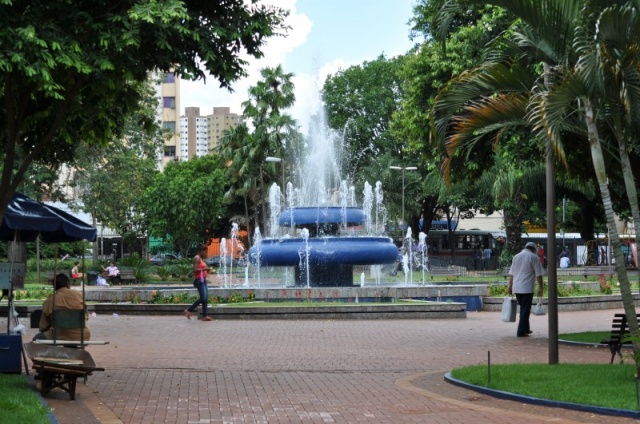 Homem é ferido durante briga e fica em estado grave na Praça Ary Coelho