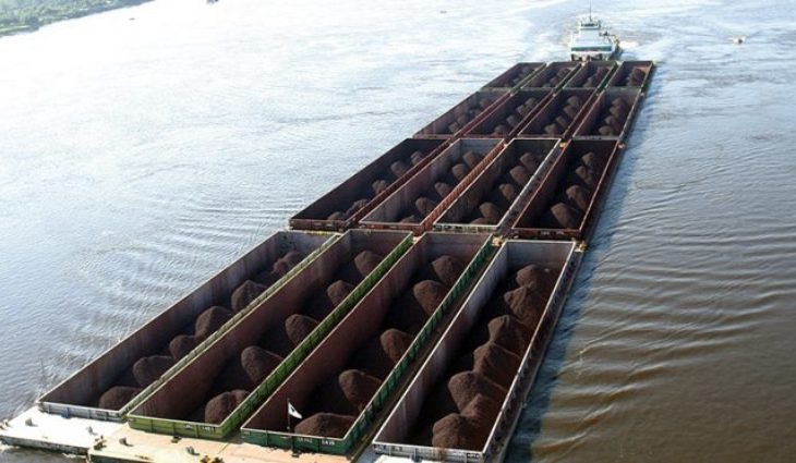 Minerio-e-Ferro-no-Rio-Paraguai-768x425-1-730x425