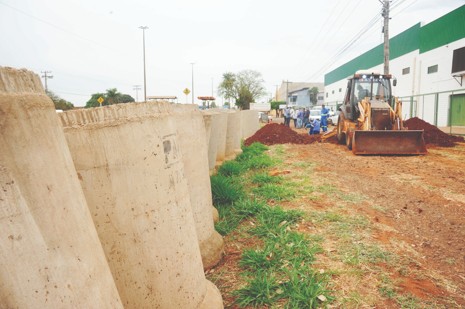 Obras foram iniciadas e equipes já começam a
trabalhar na região da
Duque de Caxias/Foto: Nilson Figueiredo