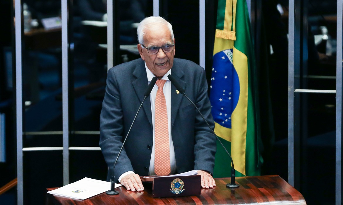 Matéria não pretende quebrar harmonia entre os poderes, diz senador.|Foto: Lula Marques/Agência Brasil