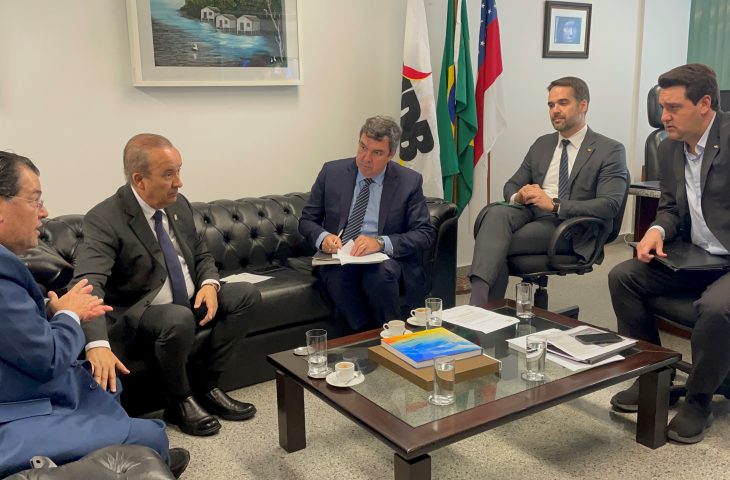 Governadores pedem benefícios a relator da Reforma Tributária