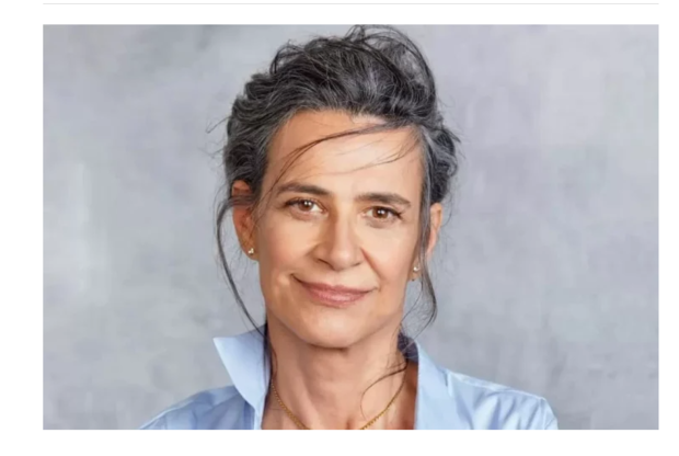 Simone repassa seus sucessos