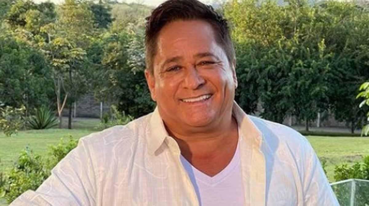 Criminosos estouraram as porteiras da propriedade com uma caminhonete. O cantor não estava no local.|Foto: Reprodução/Internet