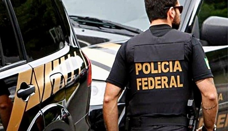 uspeito era informante de "Colômbia", apontado como mandante do crime. - Foto: Polícia Federal