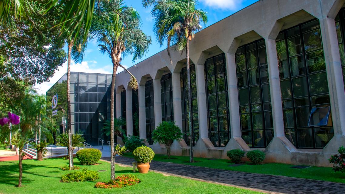 TCE regulçariza situação de conselheiros substitutos