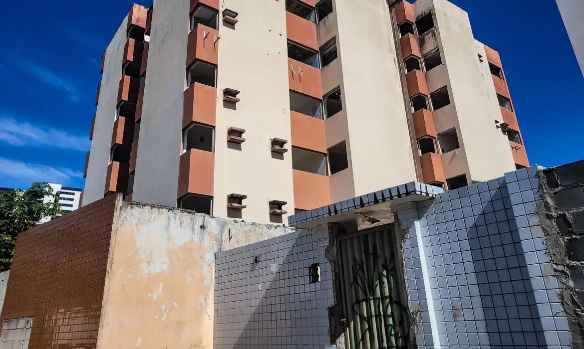 Local onde fica a mina da 18 da Braskem já cedeu quase 2 metros.|Foto: Gésio Passos/Agência Brasil