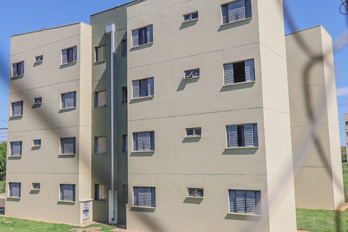 Prédio de onde criança
caiu do 3º andar/Foto: Marcos Maluf.