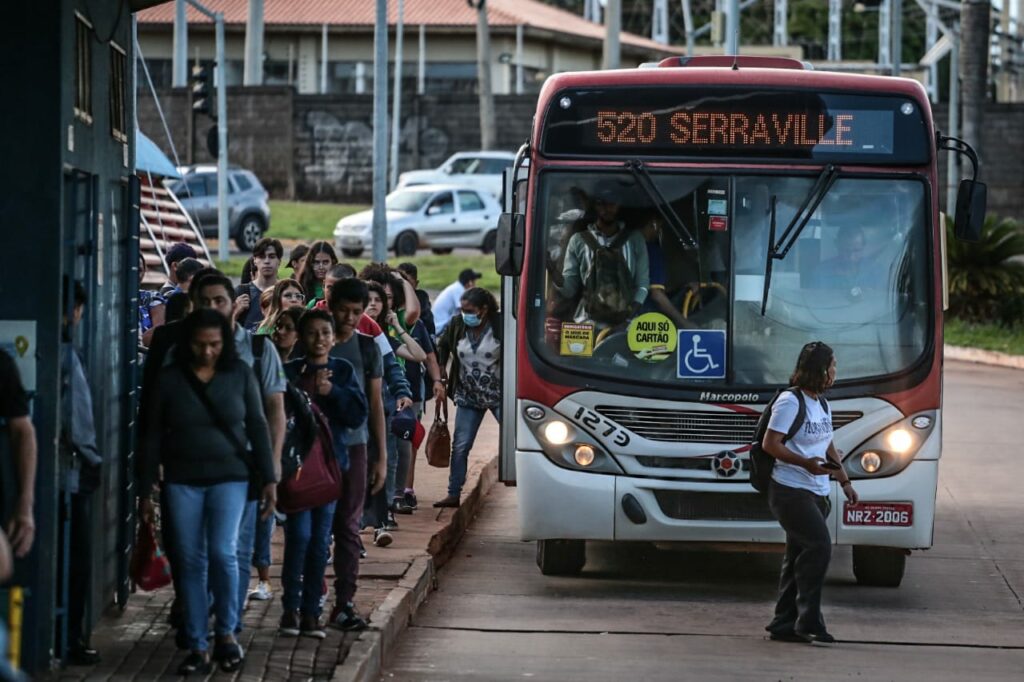 ônibus-transporte coletivo