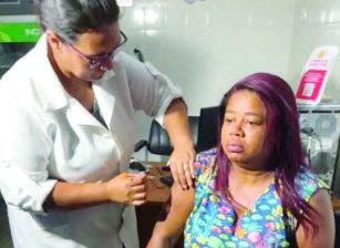 Foto: Francisleine garantiu
que vai fazer campanha
para que todos tomem
a vacina/Prefeitura de Dourados