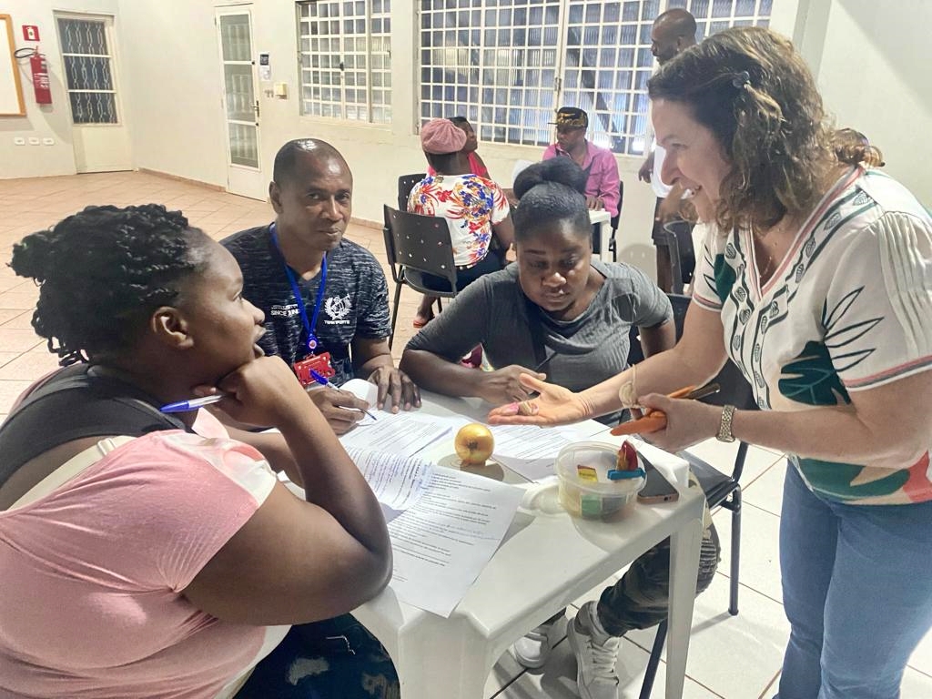 Programna ajuda migrantes no processo de integração