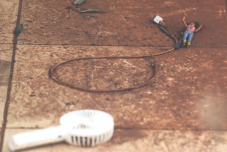 Brinquedos seguem no interior da casa onde criança convivia com a mãe e o padrasto - Fotos: Marcos Maluf