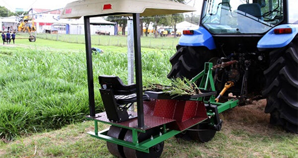 Máquinas desenvolvidas pela Embrapa em fase de testes
