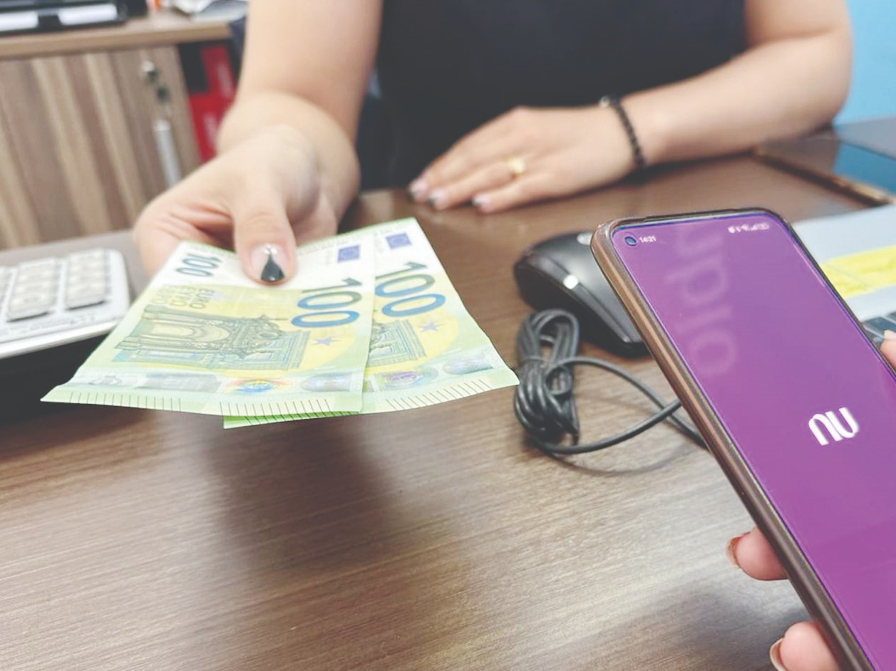 Clientes podem se inscrever diretamente pelo aplicativo Nubank - Foto: Marcos Maluf