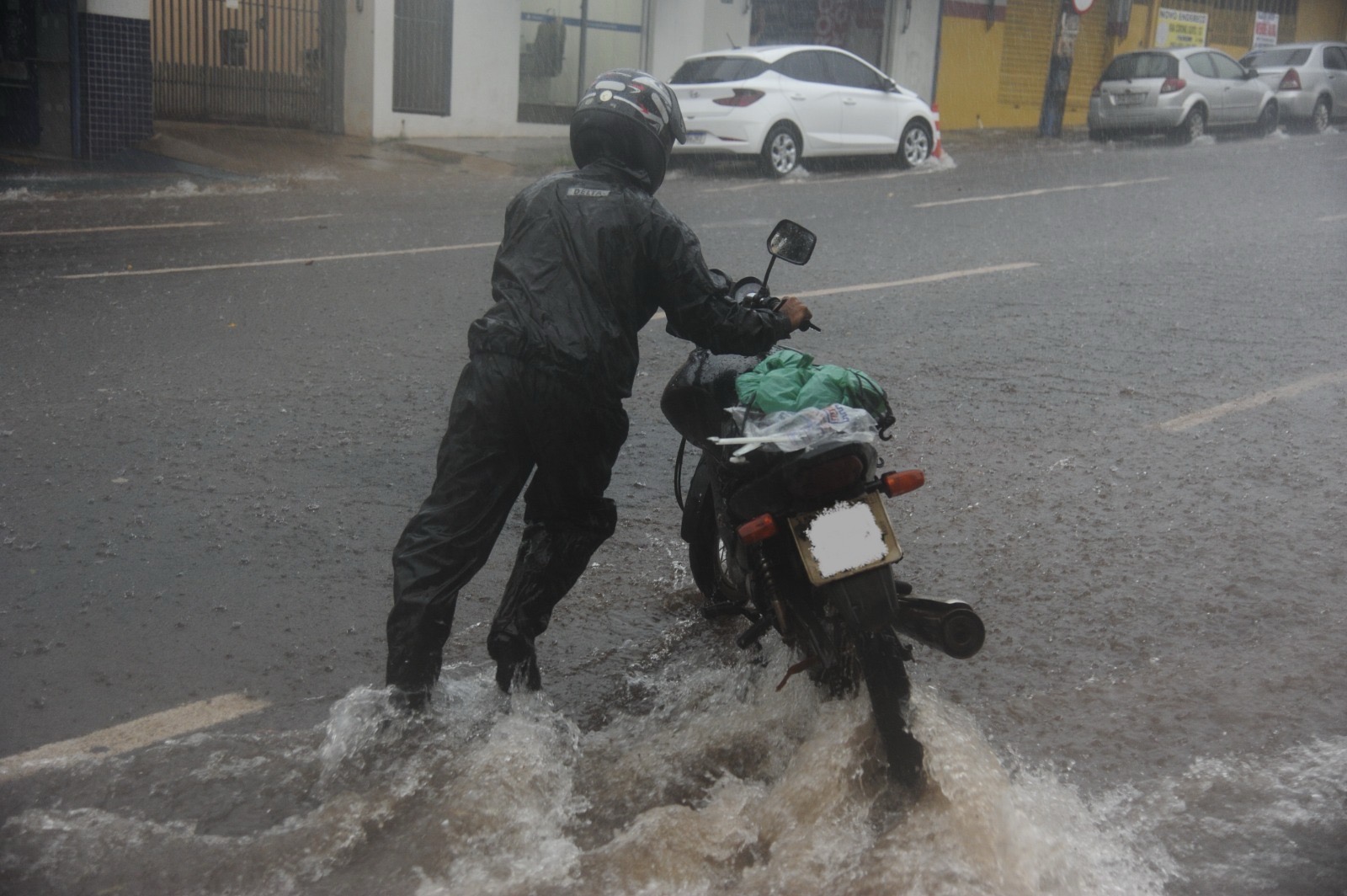 Meteorologia volta a colocar Campo Grande e mais 40 cidades em alerta para chuvas intensas