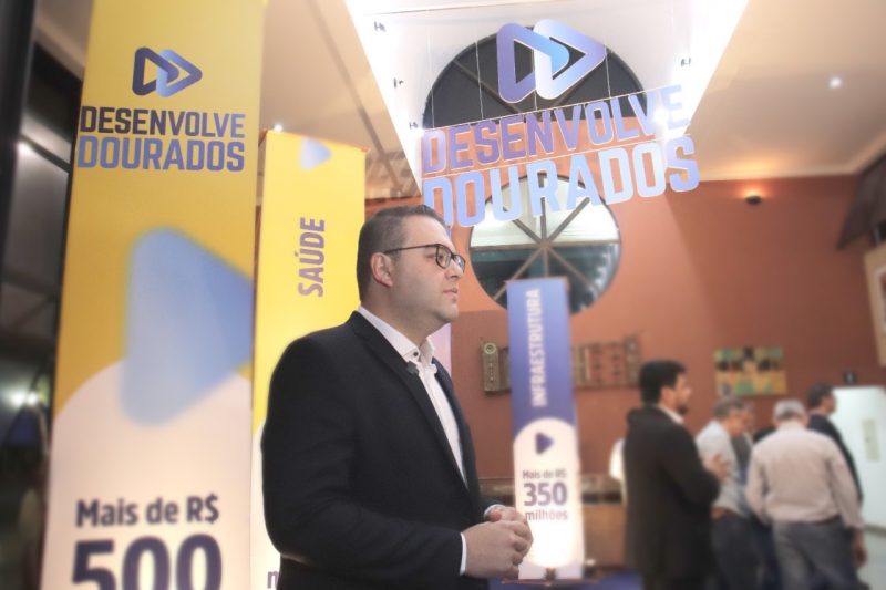 Prefeito Alan Guedes lançou o programa Desenvolve Dourados em 2022; Mais de R$ 500 milhões em investimentos