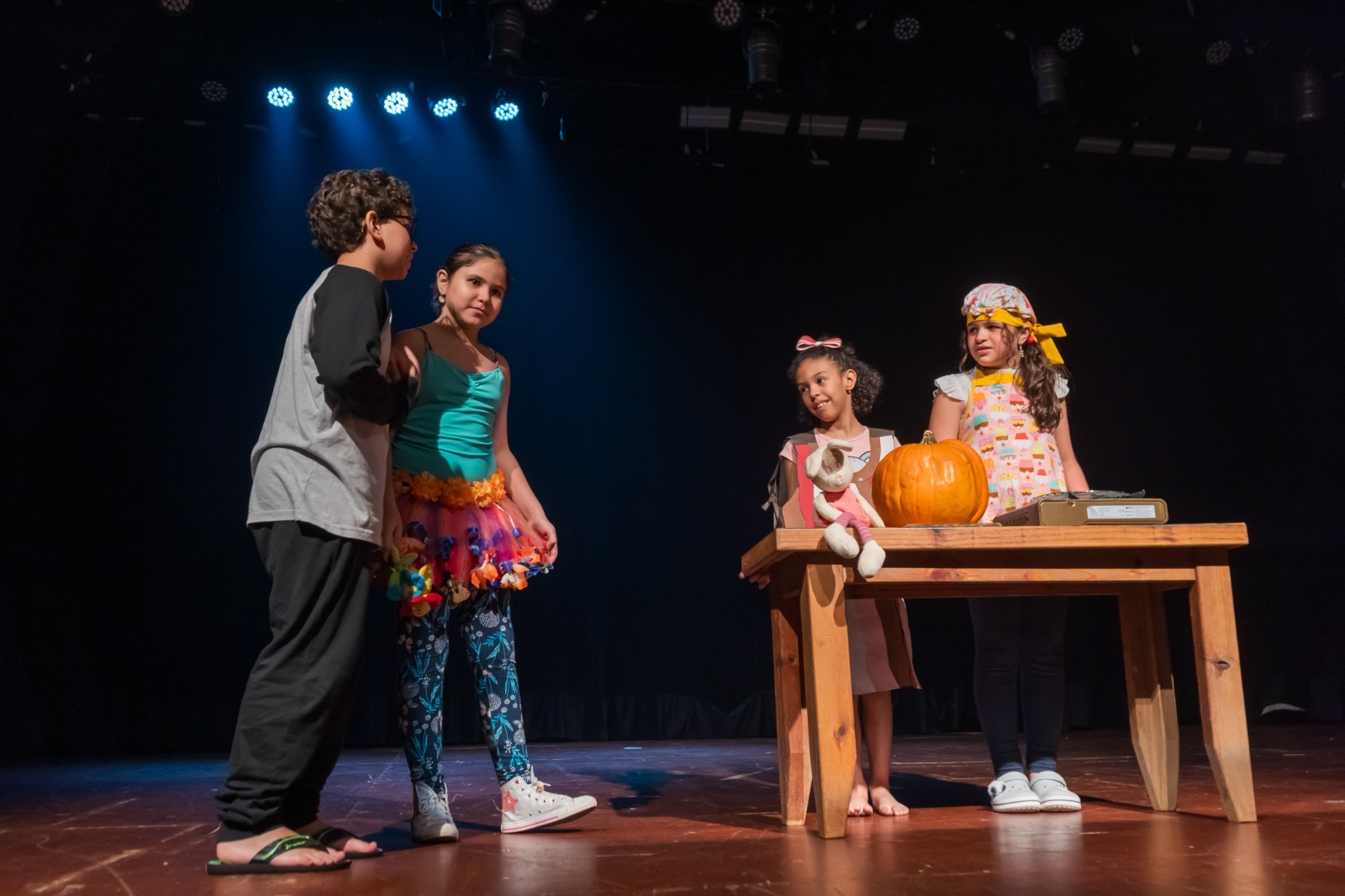 Durante as férias, as crianças poderão criar suas histórias em oficina de teatro - Foto Jessica Santos (2)