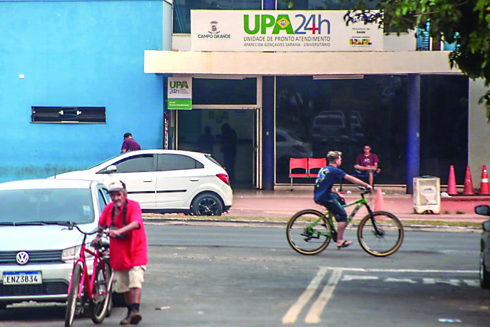 Hospitais e UPAs de Campo Grande apresentam superlotação, com mais de 100 pacientes na fila por uma vaga