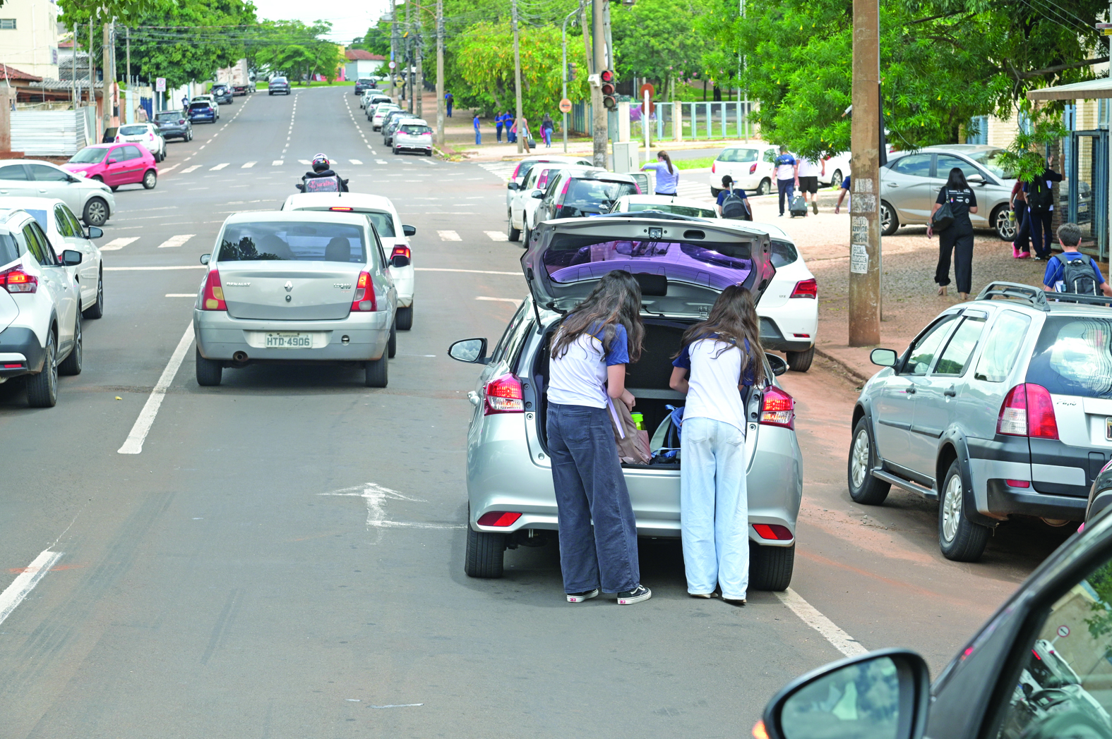 Volta às aulas e um festival de infrações de trânsito na Capital; pais pedem por maior fiscalização