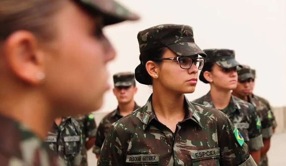 Alistamento militar feminino inicia com 99 vagas para mulheres no CMO, em Campo Grande