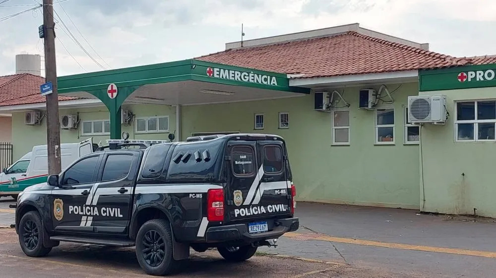 Mãe vai presa após bebê de 7 meses chegar em hospital sem vida e com várias lesões