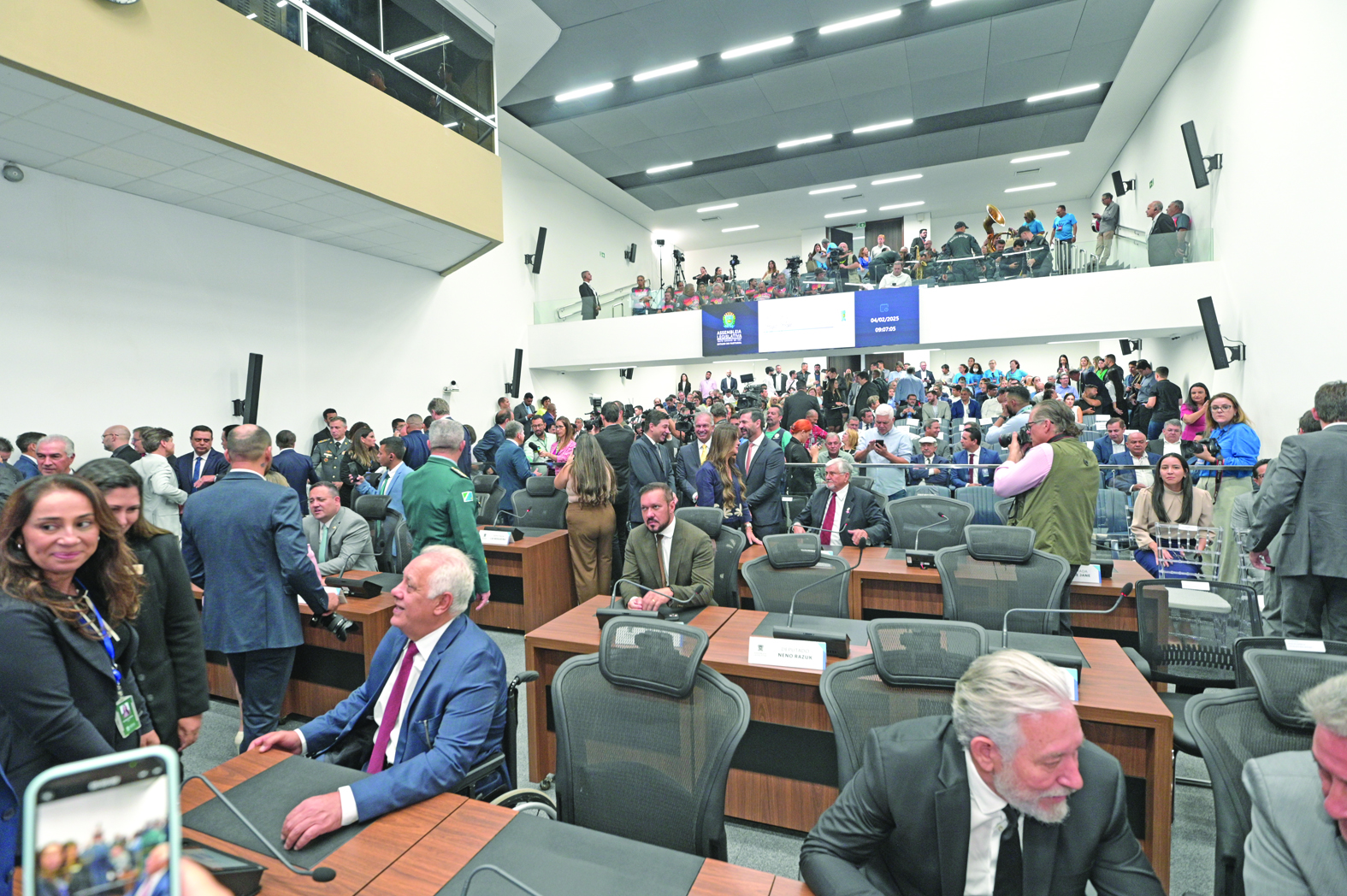 Deputados definem líderes e comissões nesta quarta-feira